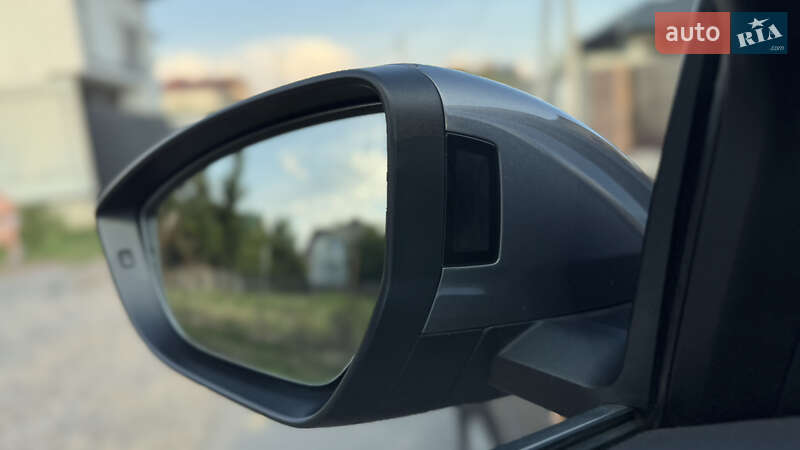 Внедорожник / Кроссовер Audi e-tron 2019 в Ужгороде