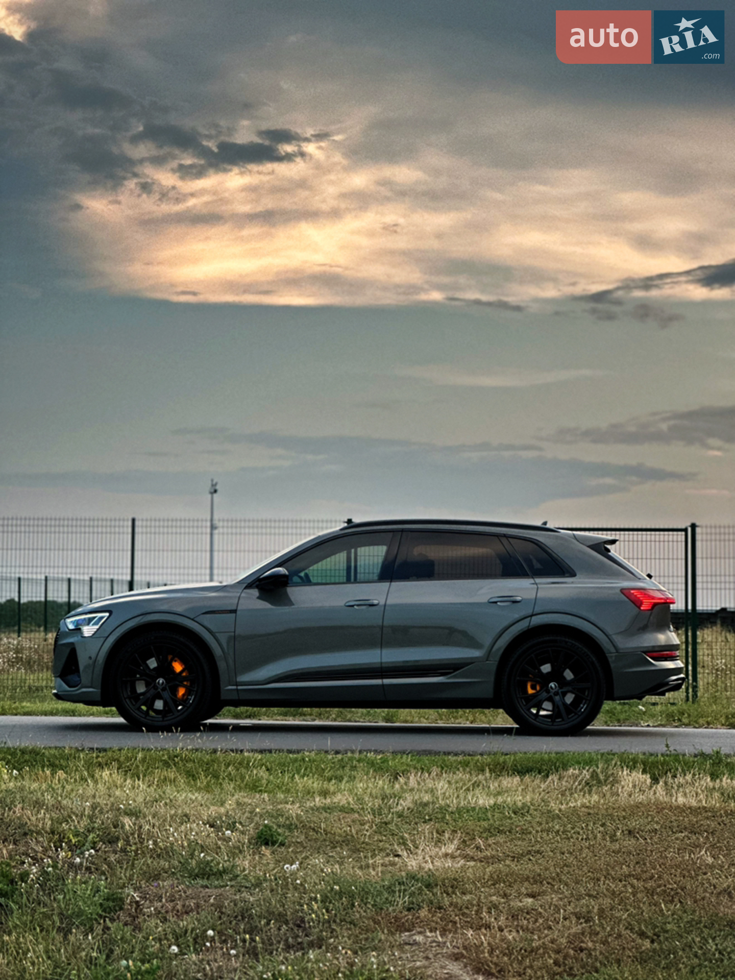 2022 Audi e-tron - мініатюра 8