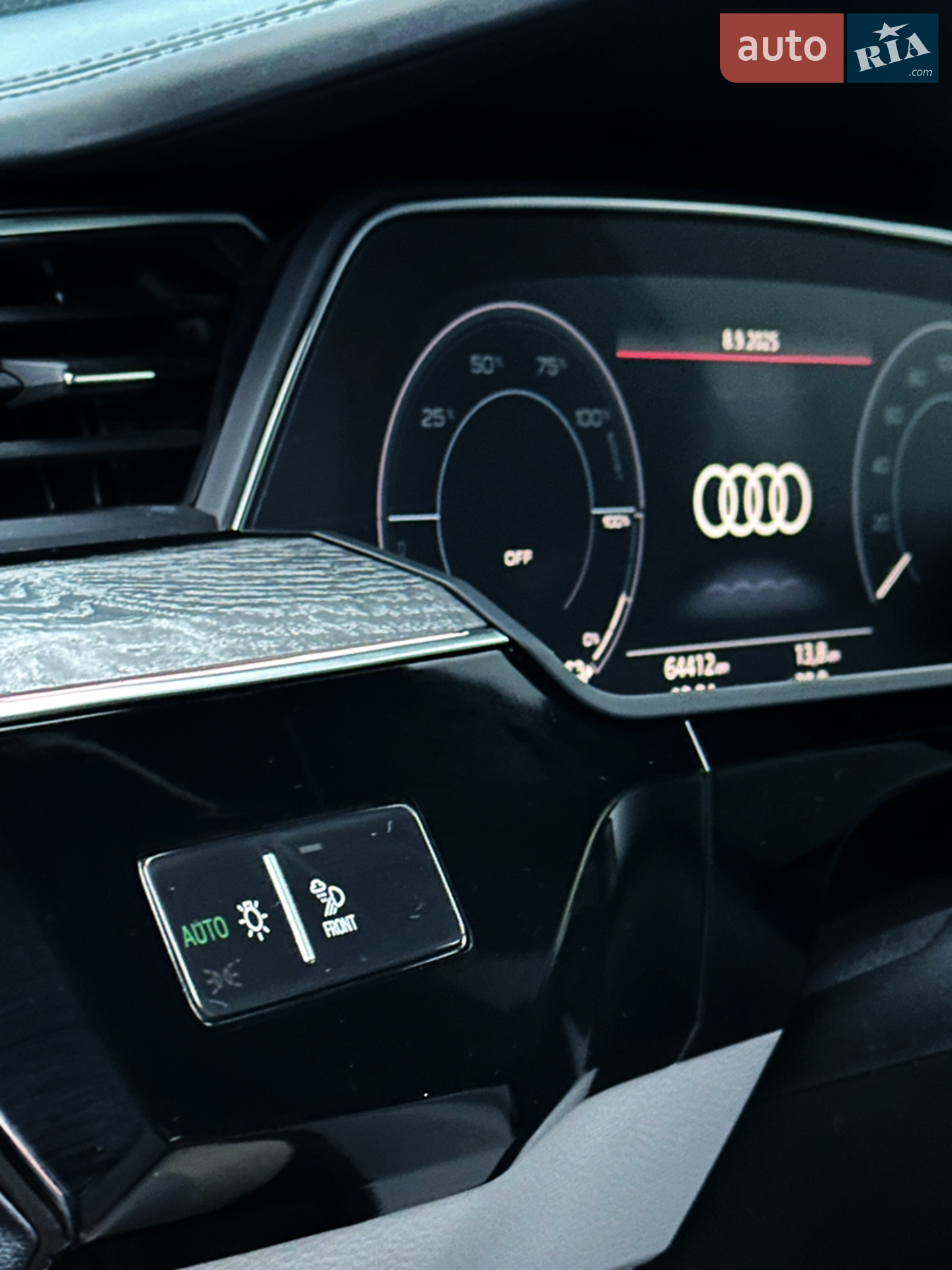 2022 Audi e-tron - мініатюра 24