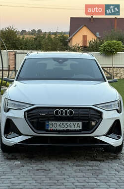 Audi e-tron 2021