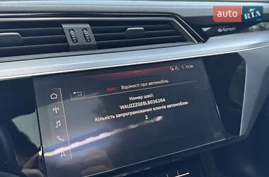 Внедорожник / Кроссовер Audi e-tron 2020 в 