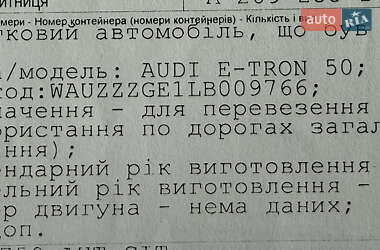 Внедорожник / Кроссовер Audi e-tron 2019 в 