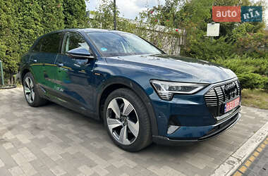 Audi e-tron 2022