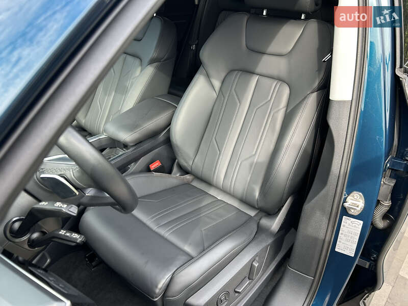 Позашляховик / Кросовер Audi e-tron 2022 в Києві