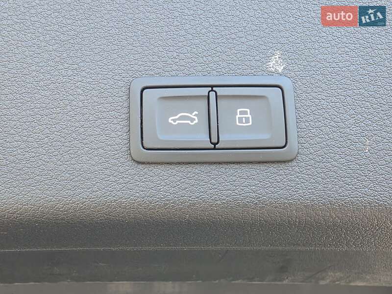 Внедорожник / Кроссовер Audi e-tron 2022 в Виннице