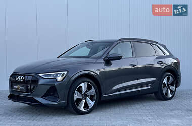 Audi e-tron 2021