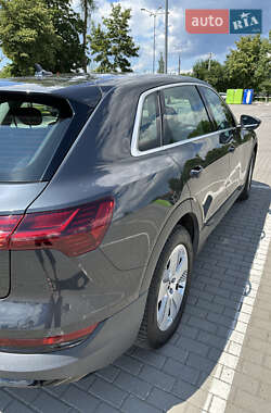 Внедорожник / Кроссовер Audi e-tron 2021 в Коломые