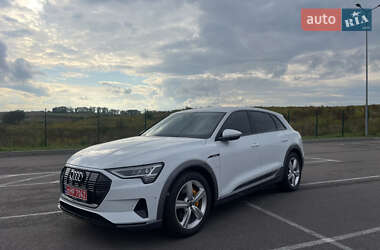 Позашляховик / Кросовер Audi e-tron 2023 в Рівному
