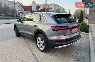 Внедорожник / Кроссовер Audi e-tron 2020 в 