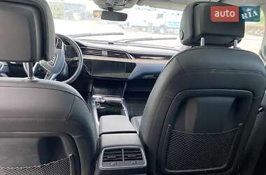 Внедорожник / Кроссовер Audi e-tron 2019 в 