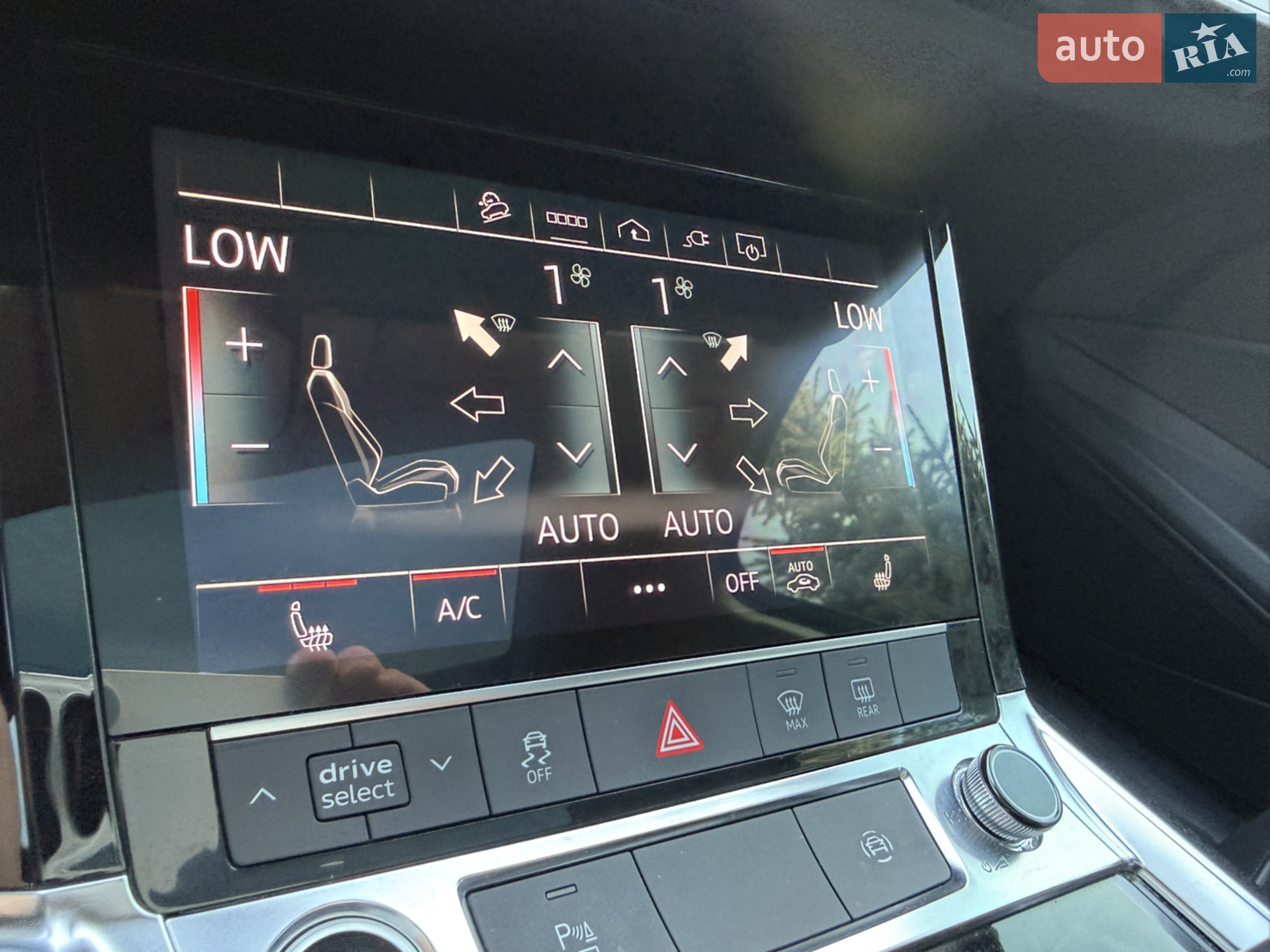 2021 Audi e-tron - мініатюра 30