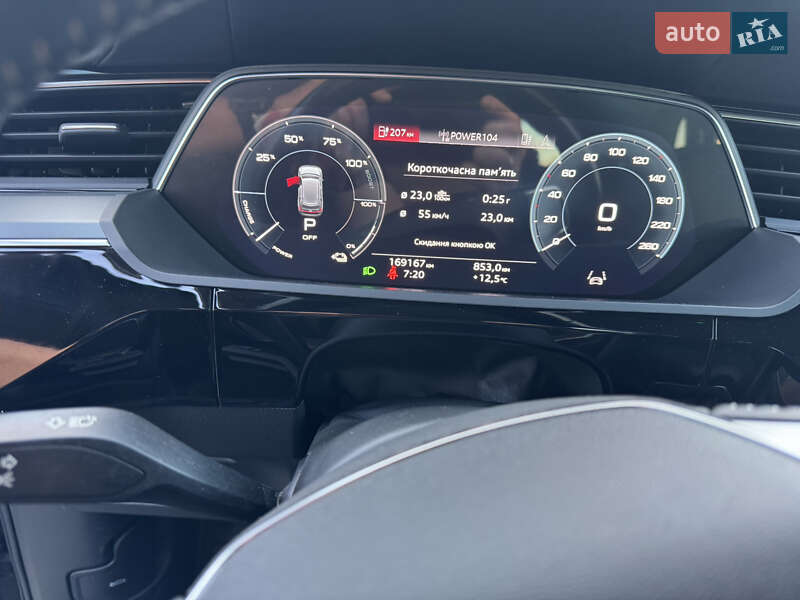 Внедорожник / Кроссовер Audi e-tron 2020 в Киеве фото 11 Внедорожник / Кроссовер Audi e-tron 2020 в Киеве