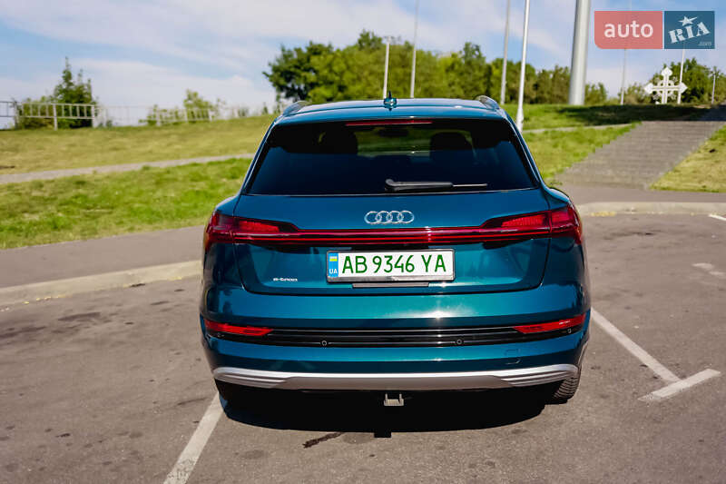 Позашляховик / Кросовер Audi e-tron 2019 в Вінниці
