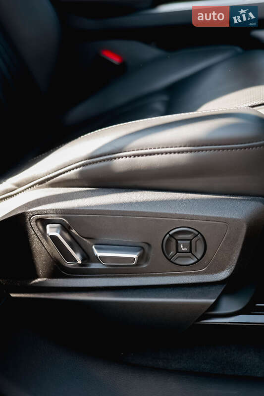 Позашляховик / Кросовер Audi e-tron 2019 в Вінниці