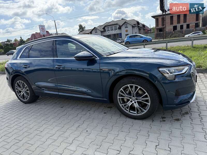 Позашляховик / Кросовер Audi e-tron 2019 в Луцьку