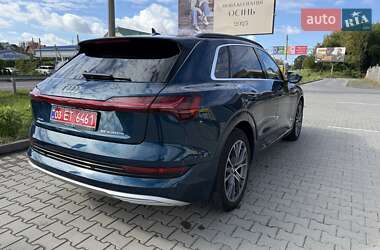 Внедорожник / Кроссовер Audi e-tron 2019 в 