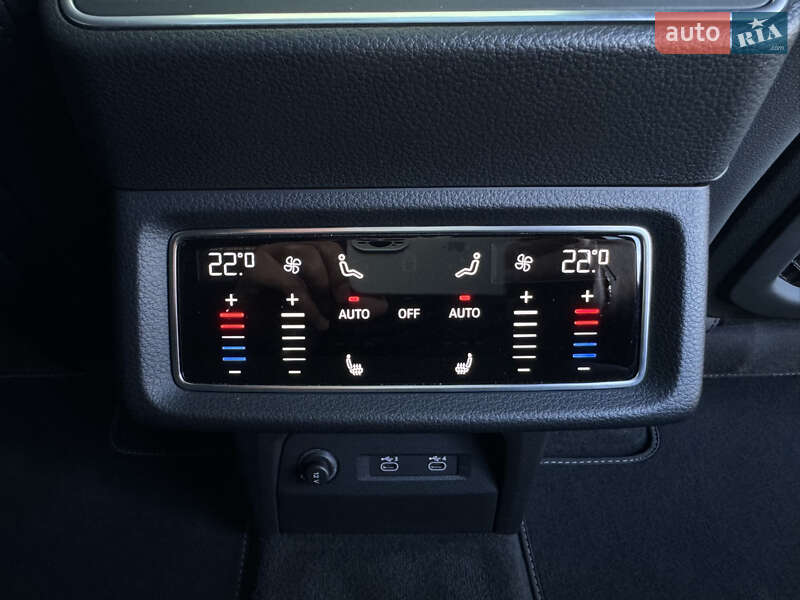 Позашляховик / Кросовер Audi e-tron 2021 в Мукачевому