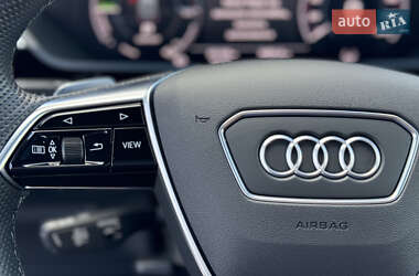 Внедорожник / Кроссовер Audi e-tron 2021 в 