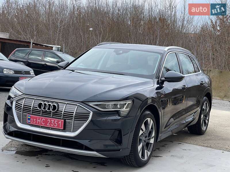 Audi e-tron 2019