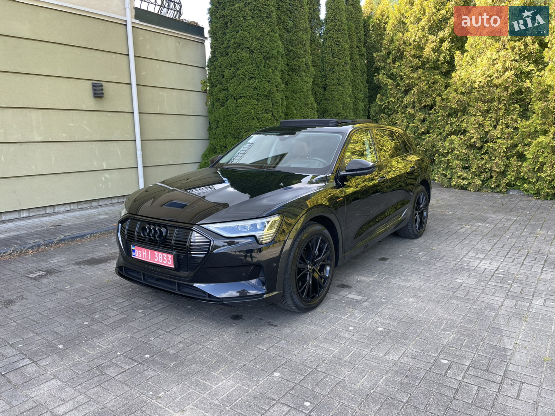 2022 Audi e-tron - мініатюра 2