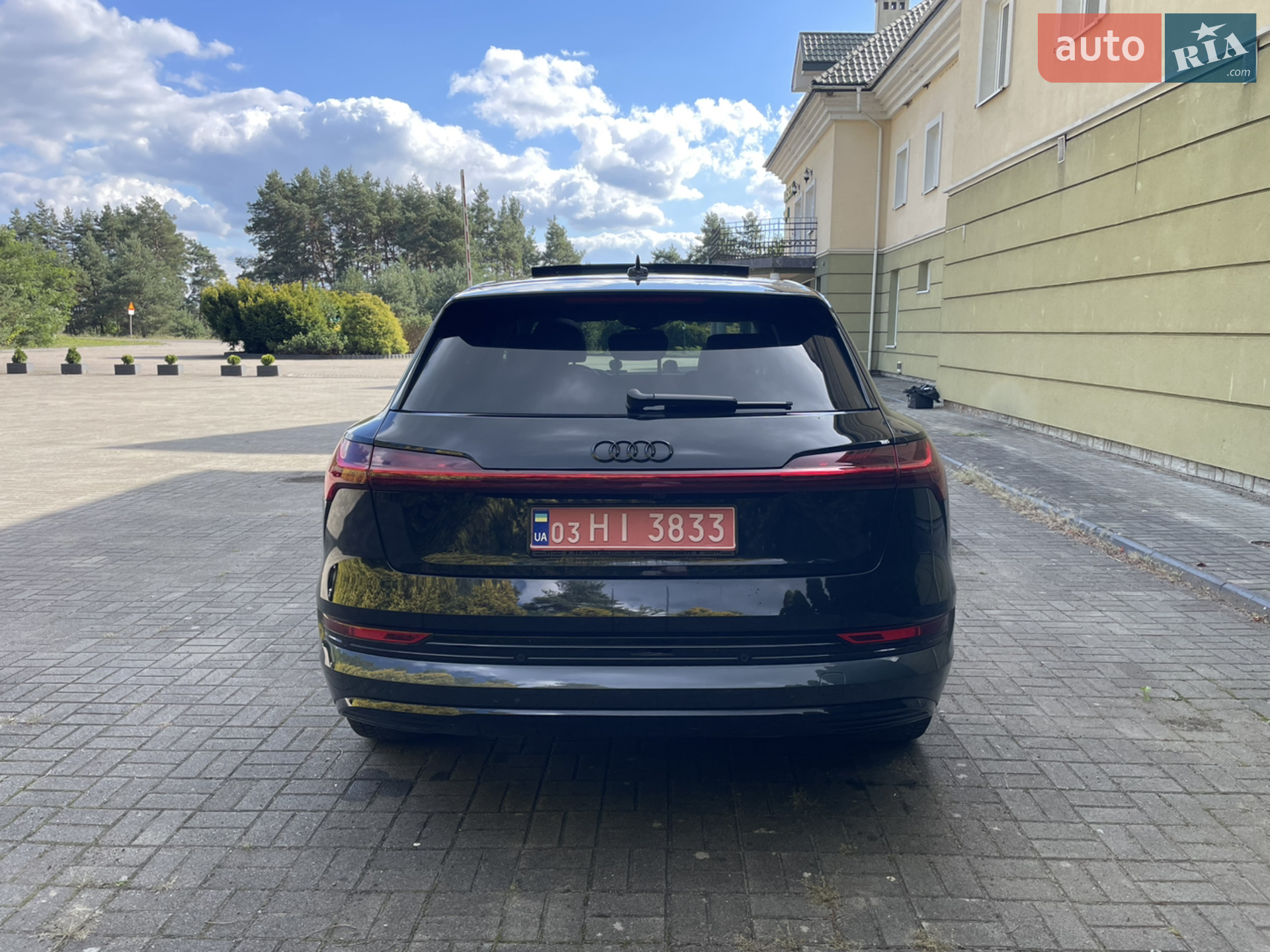 2022 Audi e-tron - мініатюра 9