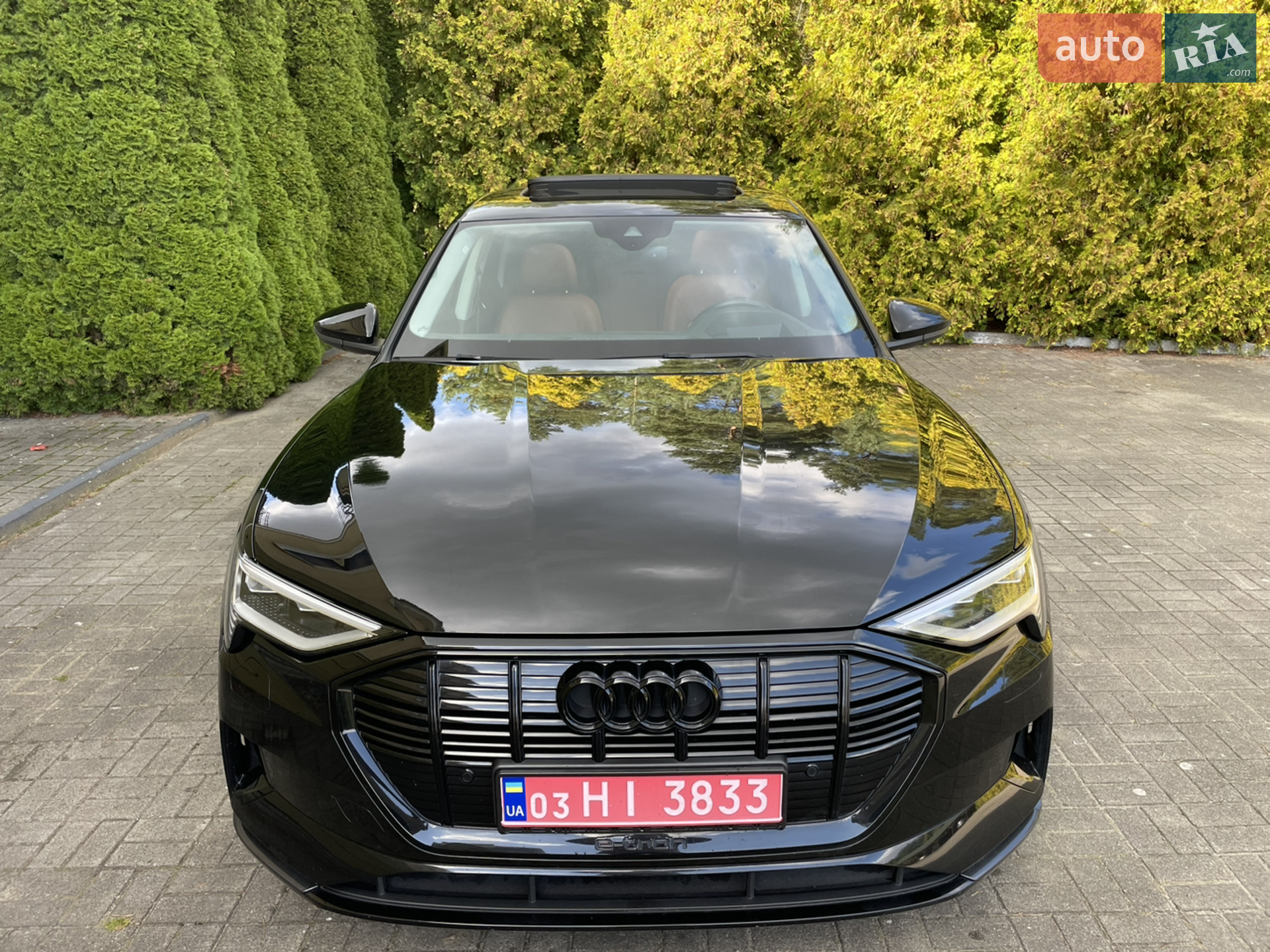 2022 Audi e-tron - фото 1