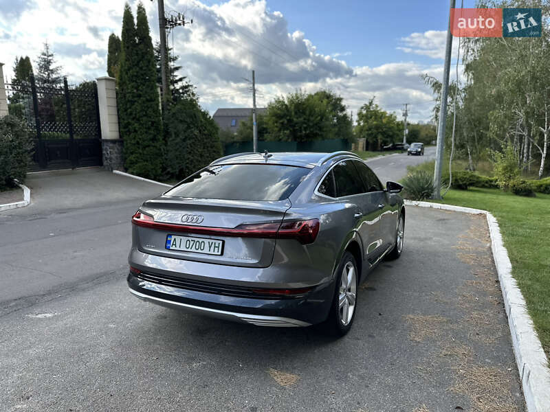 Позашляховик / Кросовер Audi e-tron 2020 в Києві