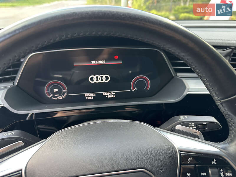 Позашляховик / Кросовер Audi e-tron 2020 в Києві