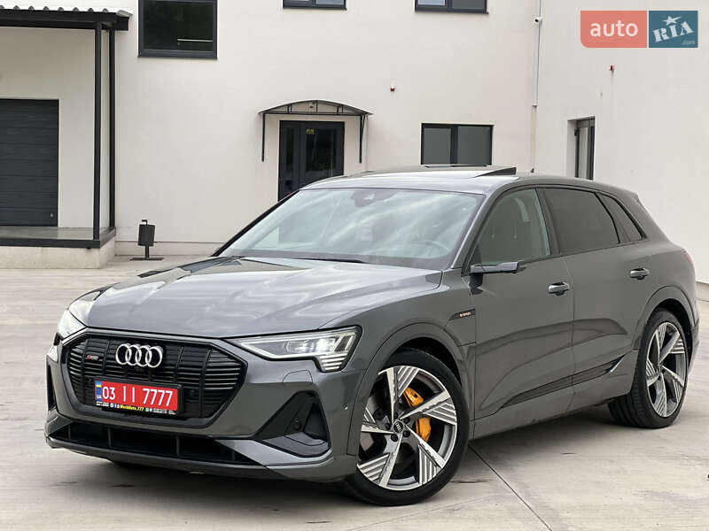 Позашляховик / Кросовер Audi e-tron 2021 в Луцьку