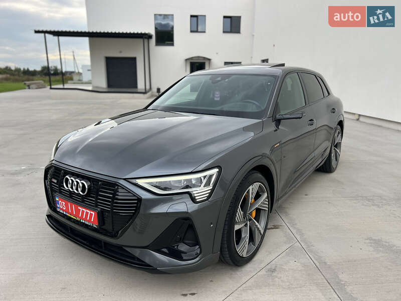 Позашляховик / Кросовер Audi e-tron 2021 в Луцьку