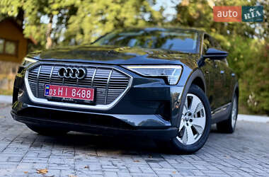 Внедорожник / Кроссовер Audi e-tron 2019 в 