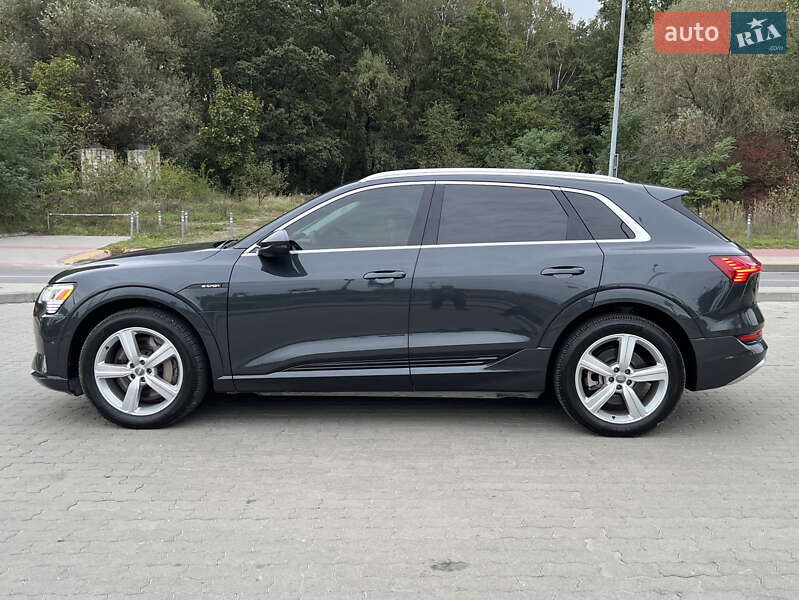 Внедорожник / Кроссовер Audi e-tron 2019 в Львове