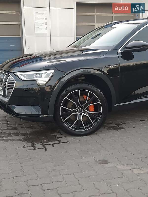 Внедорожник / Кроссовер Audi e-tron 2020 в Ковеле