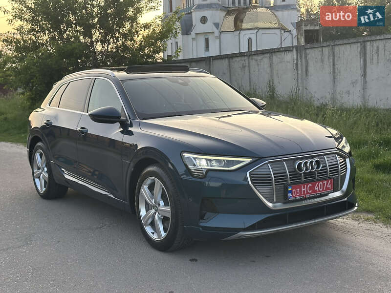 Внедорожник / Кроссовер Audi e-tron 2019 в Ровно фото 6 Внедорожник / Кроссовер Audi e-tron 2019 в Ровно