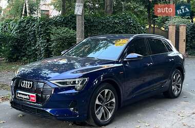 Audi e-tron 2021