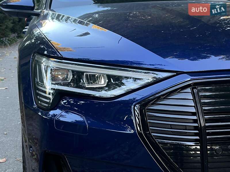 Внедорожник / Кроссовер Audi e-tron 2021 в Киеве фото 3 Внедорожник / Кроссовер Audi e-tron 2021 в Киеве