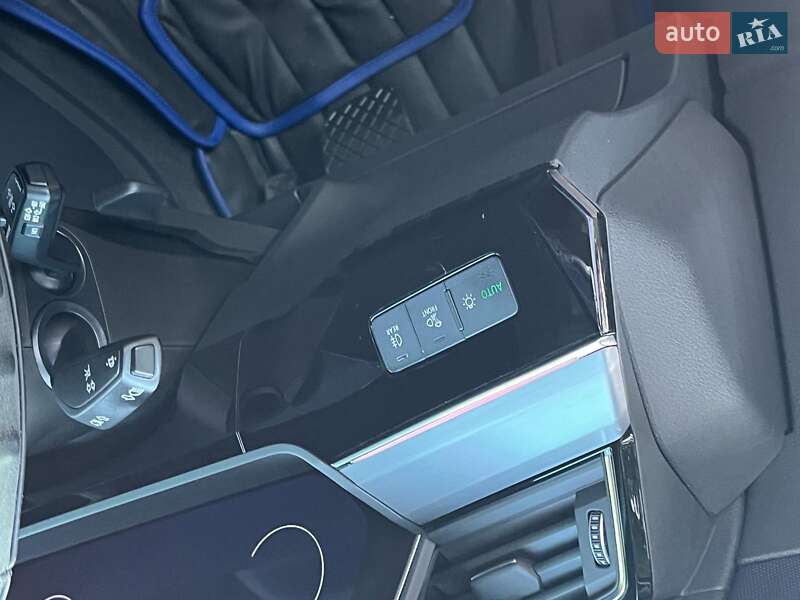 Внедорожник / Кроссовер Audi e-tron 2021 в Киеве фото 38 Внедорожник / Кроссовер Audi e-tron 2021 в Киеве