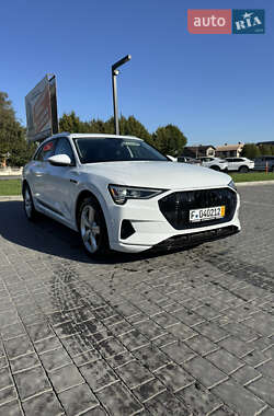 Позашляховик / Кросовер Audi e-tron 2019 в Івано-Франківську