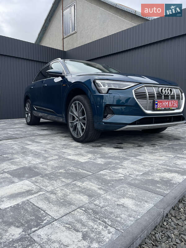 Позашляховик / Кросовер Audi e-tron 2020 в Луцьку