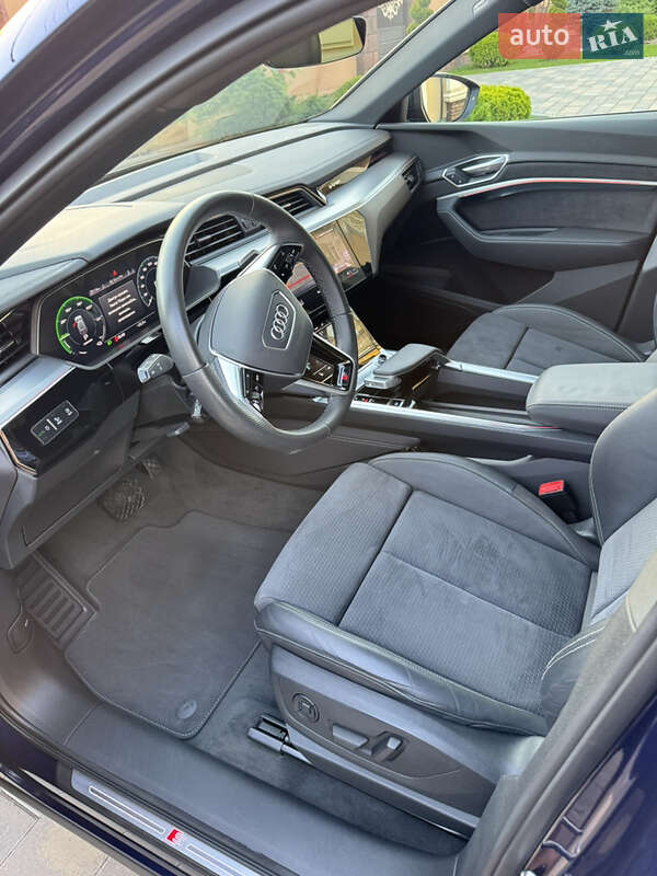Внедорожник / Кроссовер Audi e-tron 2022 в Черновцах