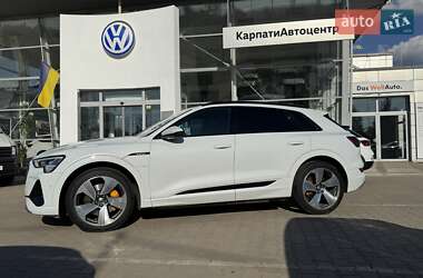 Внедорожник / Кроссовер Audi e-tron 2020 в 