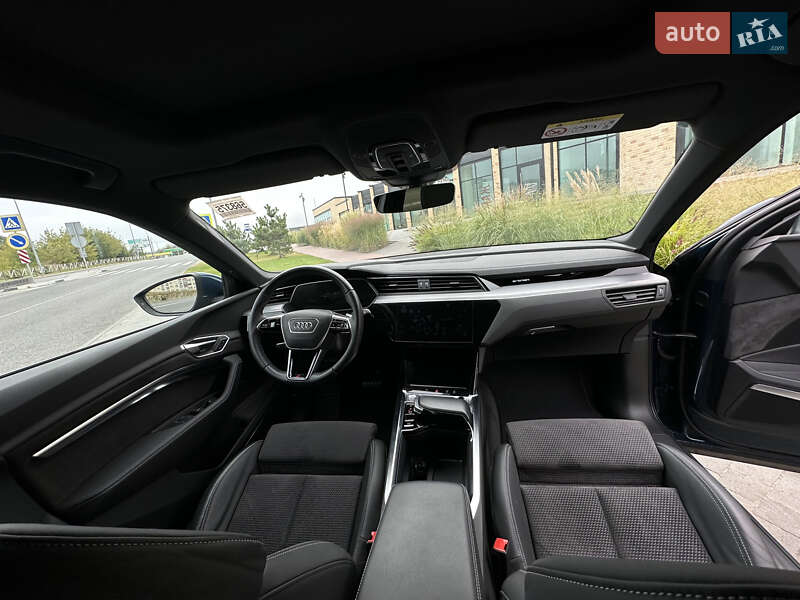 Внедорожник / Кроссовер Audi e-tron 2020 в Ровно