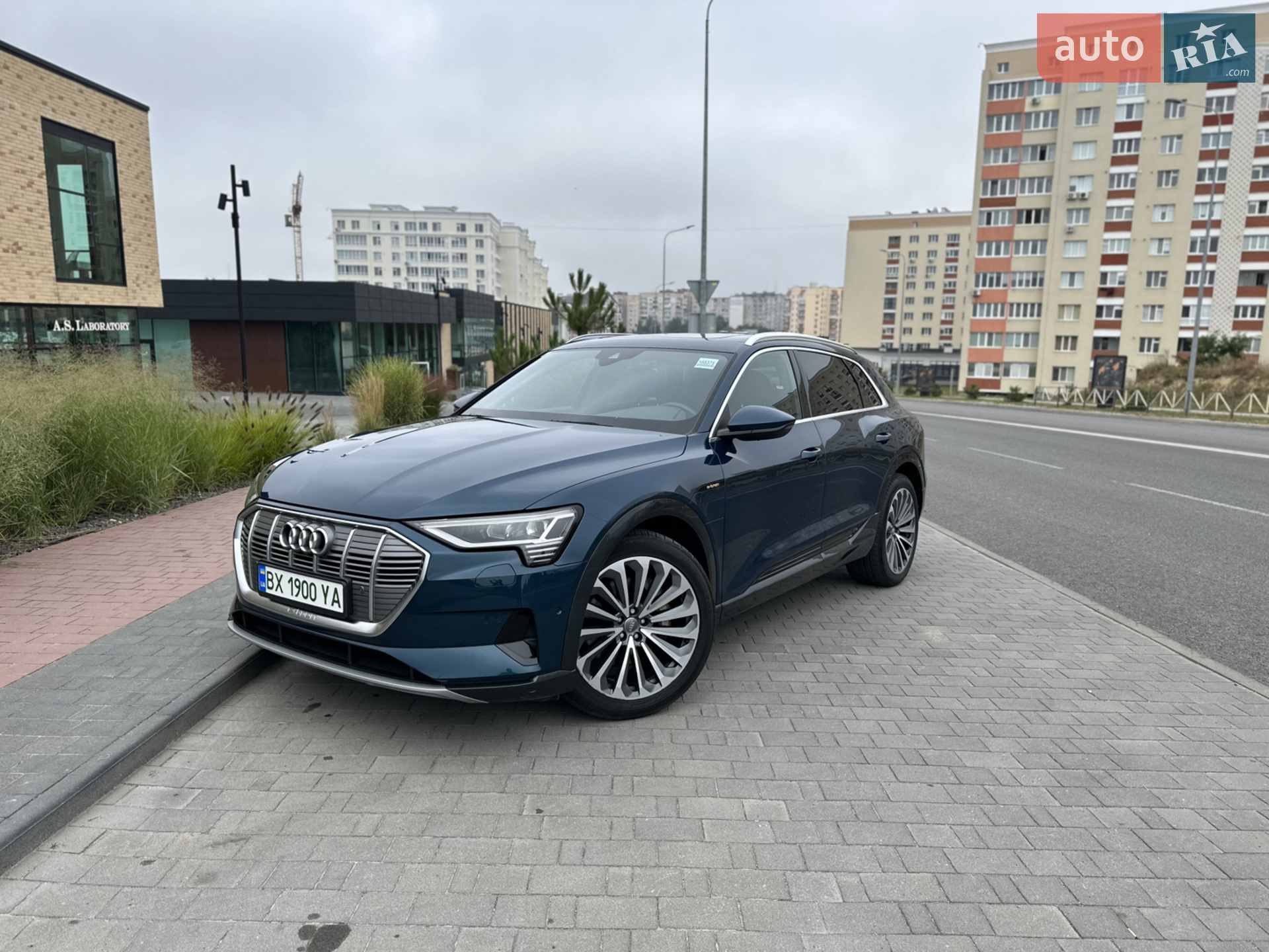 2020 Audi e-tron - мініатюра 29