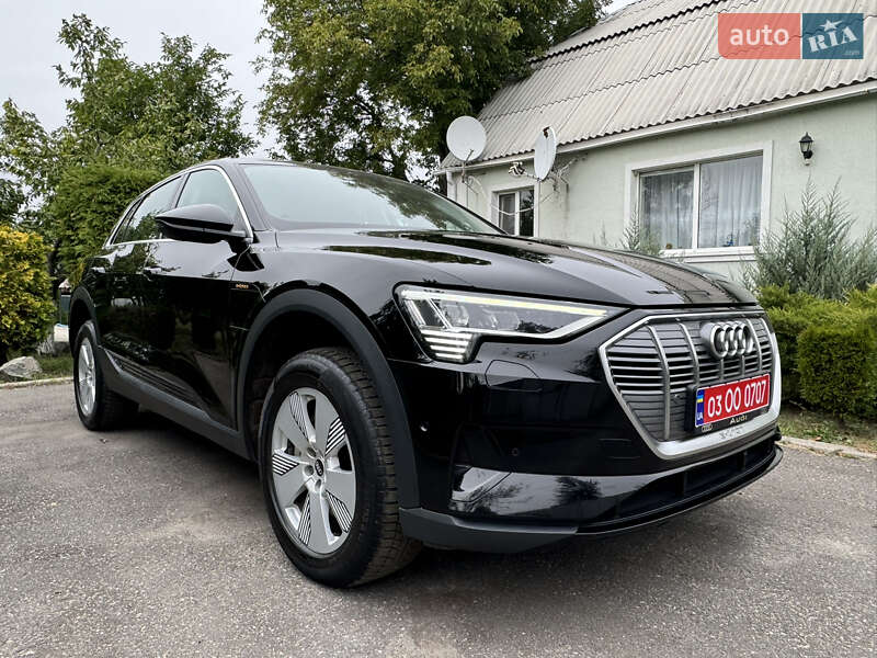 Внедорожник / Кроссовер Audi e-tron 2021 в Харькове фото 4 Внедорожник / Кроссовер Audi e-tron 2021 в Харькове