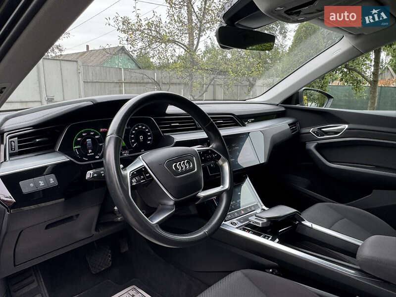 Внедорожник / Кроссовер Audi e-tron 2021 в Харькове фото 14 Внедорожник / Кроссовер Audi e-tron 2021 в Харькове