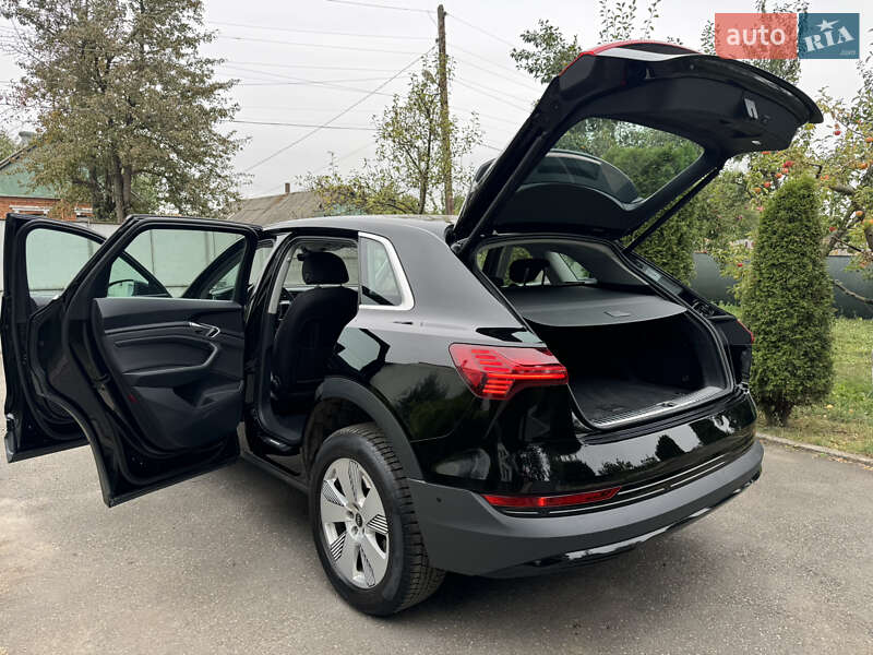 Внедорожник / Кроссовер Audi e-tron 2021 в Харькове фото 40 Внедорожник / Кроссовер Audi e-tron 2021 в Харькове