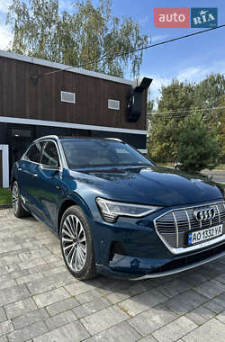 Audi e-tron 2021