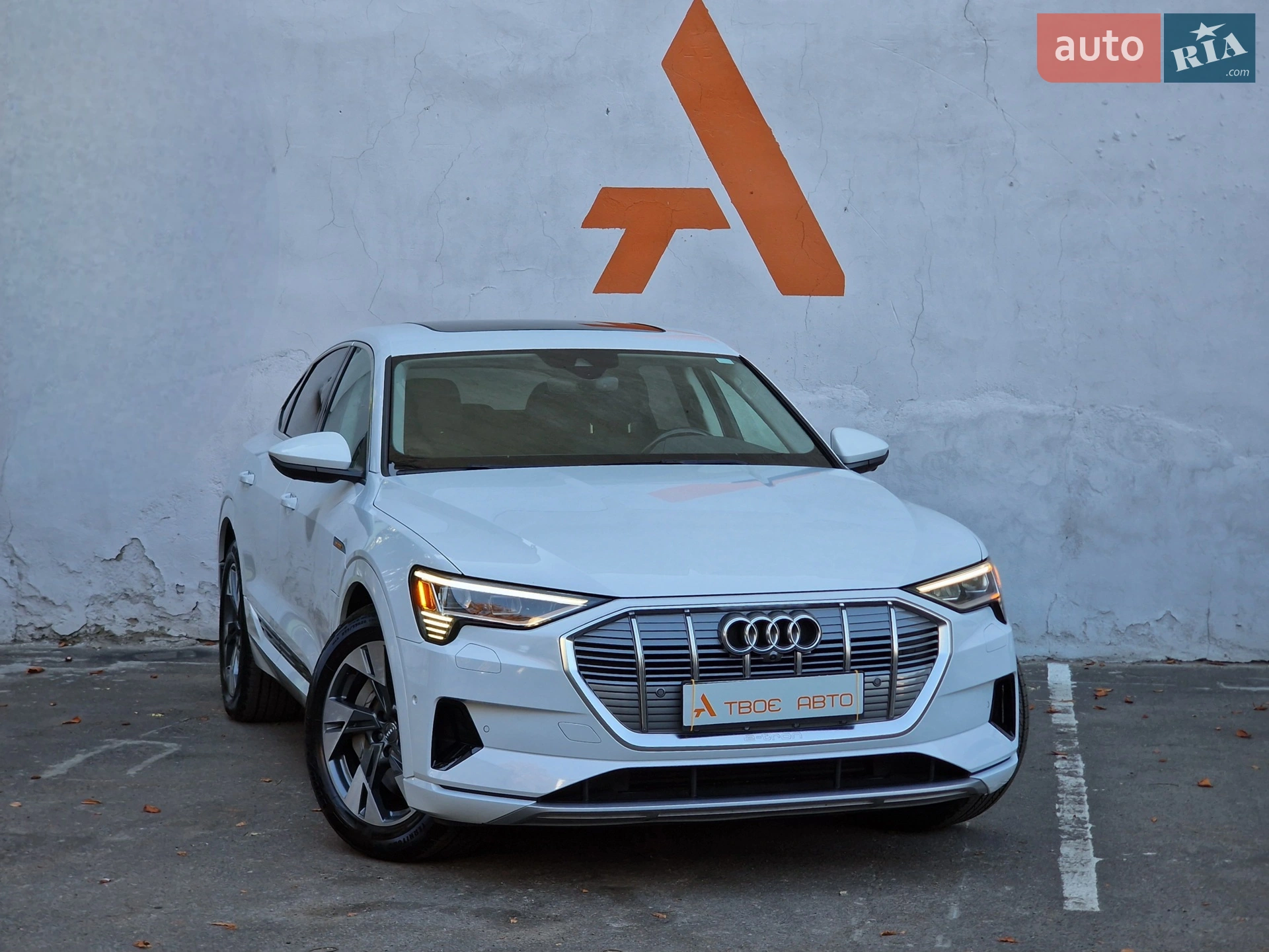 2020 Audi e-tron - мініатюра 15