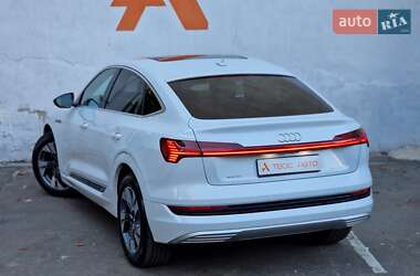 Позашляховик / Кросовер Audi e-tron 2020 в 