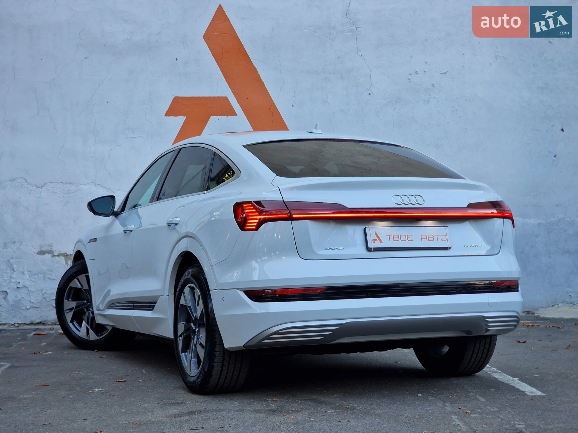 2020 Audi e-tron - мініатюра 34